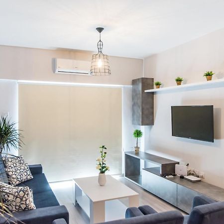 Paradise Promenade Apartment, 2Min Distance From Larnaca Marina 外观 照片