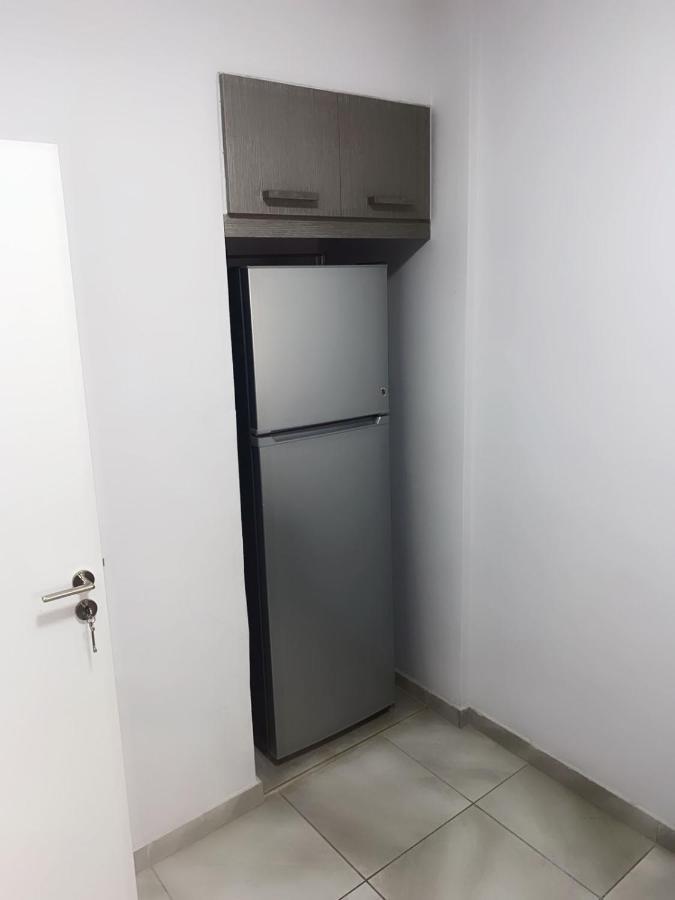 Paradise Promenade Apartment, 2Min Distance From Larnaca Marina 外观 照片